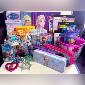Disney Frozen Gift Bundle ❄️